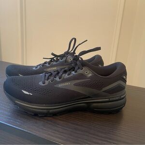 Brooks Women’s Ghost 15 Running Shoes